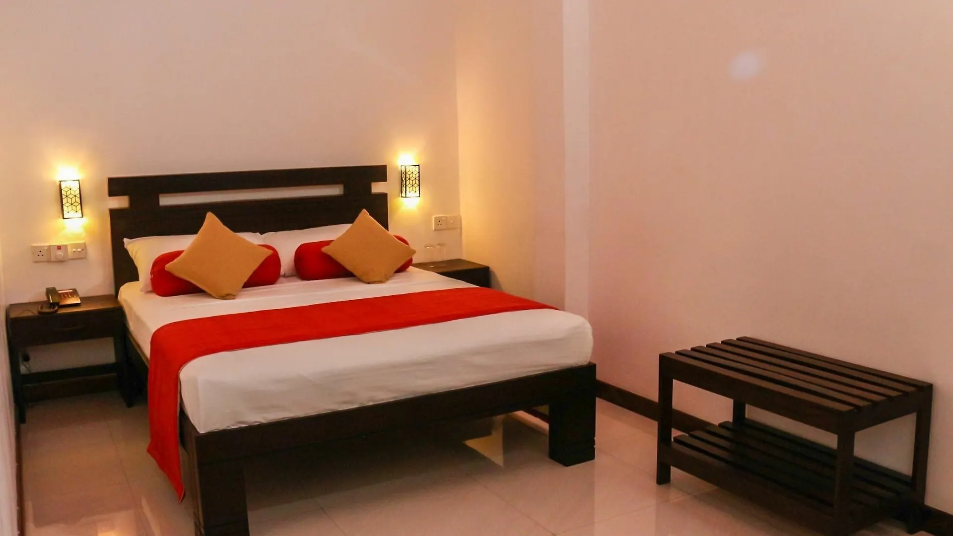 Vin Roma Inn Kandy 2*,